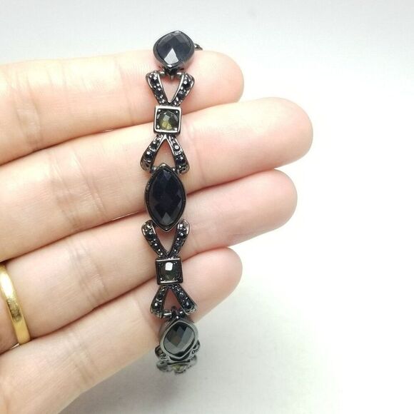 Vintage Black Rhinestone and Dark Gray Metal Bracelet, Goth Vibes, Estate - Picture 3 of 5